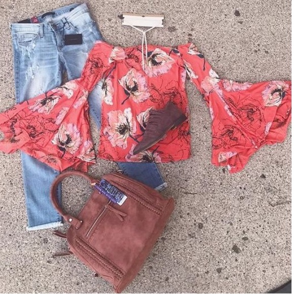 🎉HP🎉 FP Birds Of Paradise Bell Sleeve Top - Picture 5 of 6